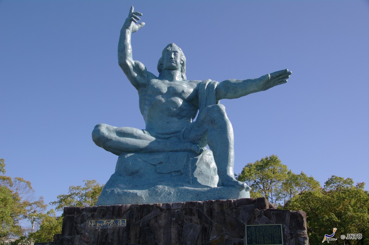 kyushu-nagasaki-peace-park